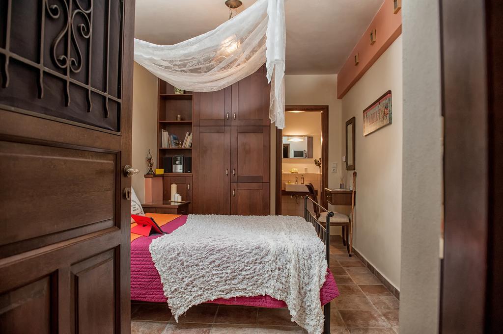 Oriades Hotel Mourésion Szoba fotó