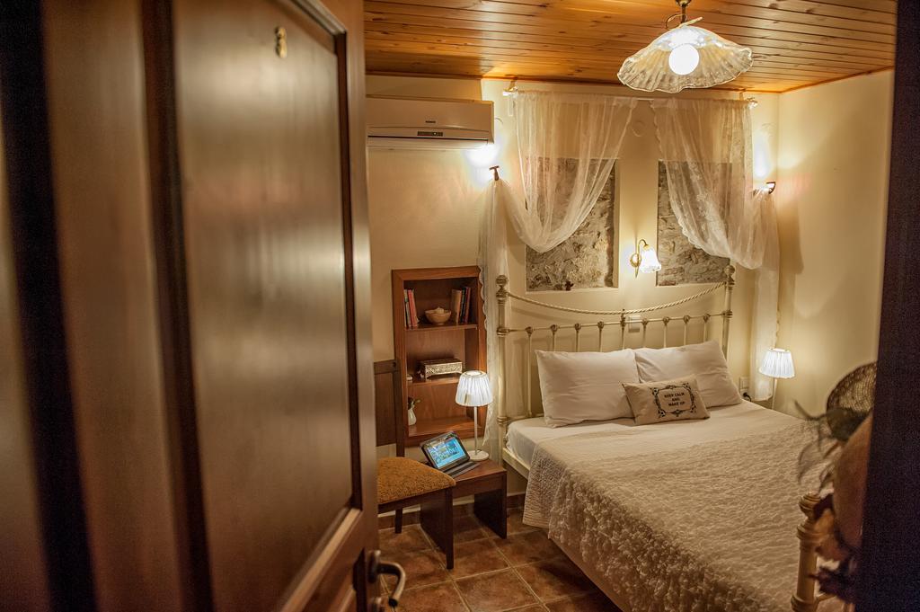 Oriades Hotel Mourésion Szoba fotó